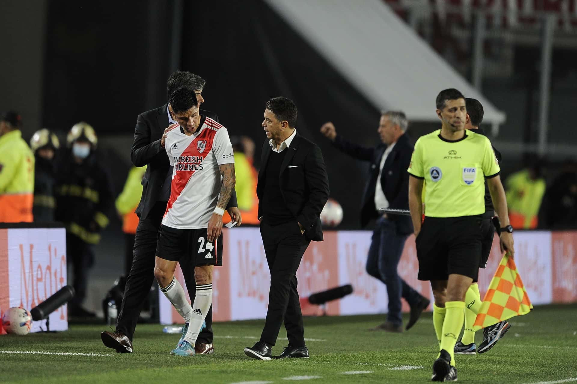 El mendocino tuvo que abandonar el terreno de juego en el segundo tiempo del partido que el Millo igualó ante Atlético Tucumán.