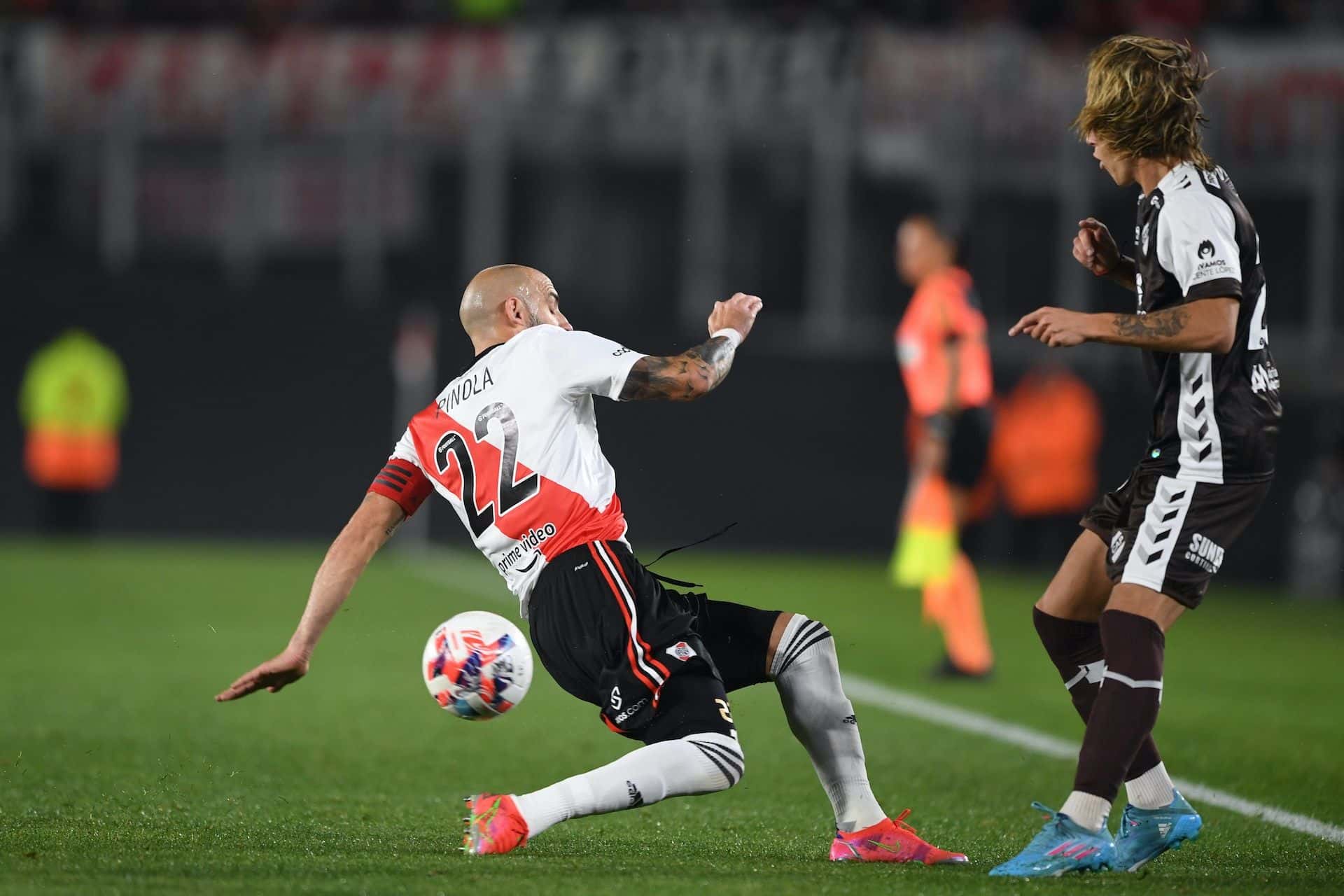 El Millo lo ganaba 1 a 0 ante el Calamar, pero Leandro González Pírez, Emmanuel Mammana y Ezequiel Centurión protagonizaron una jugada increíble que terminó en el empate.