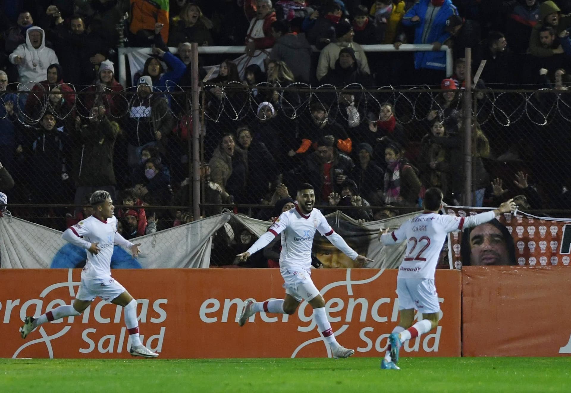 El Millo perdió 3 a 2 en el Ducó ante Huracán y llega golpeado al partido del miércoles.