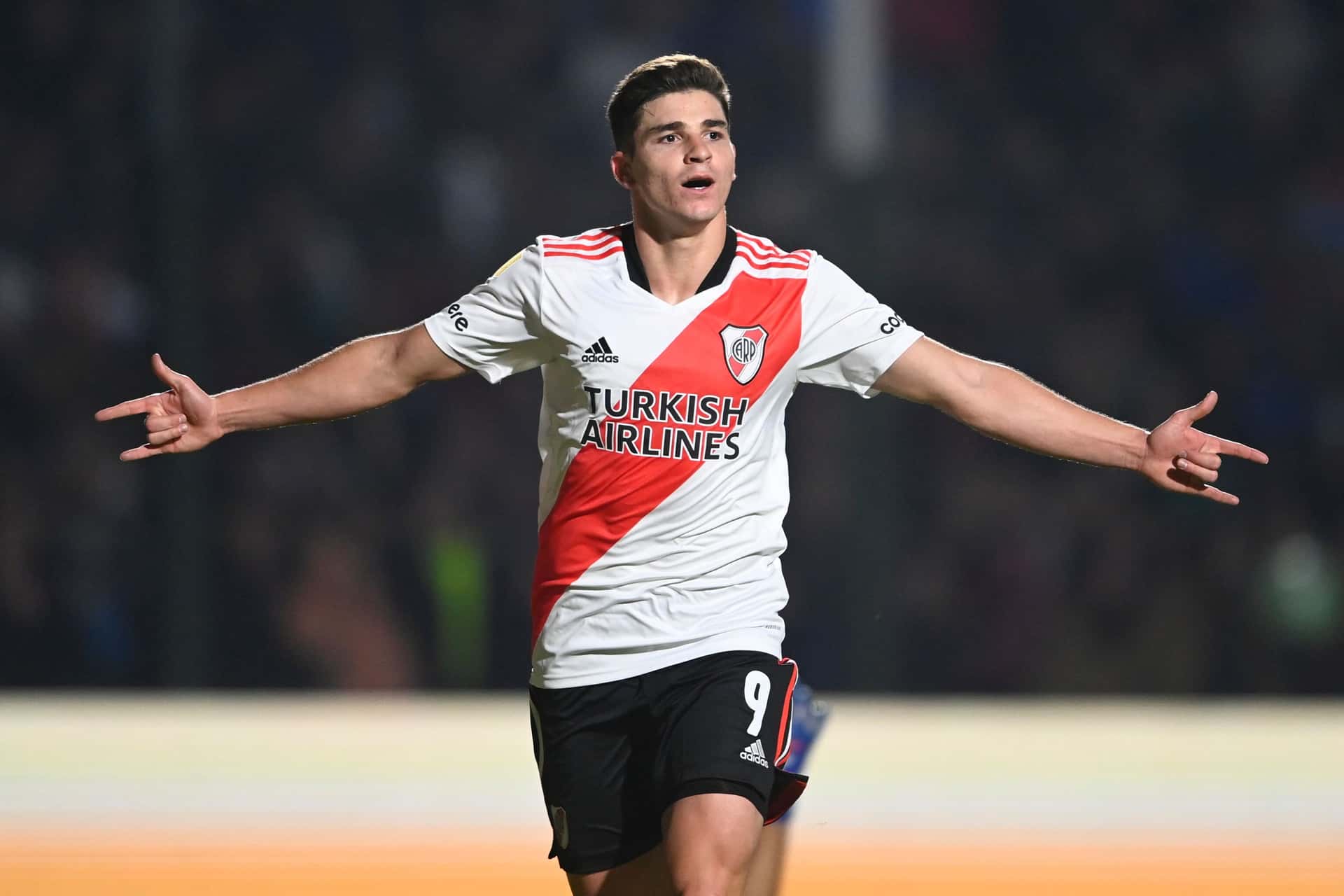 El Millo se impuso por 7 a 0 ante Sarmiento y se metió en los cuartos de final de la Copa de la Liga.