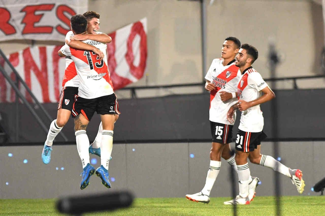 El Millo volvió al triunfo frente a Patronato por 4 a 1 en el Monumental luego de la derrota en Santa Fe.
