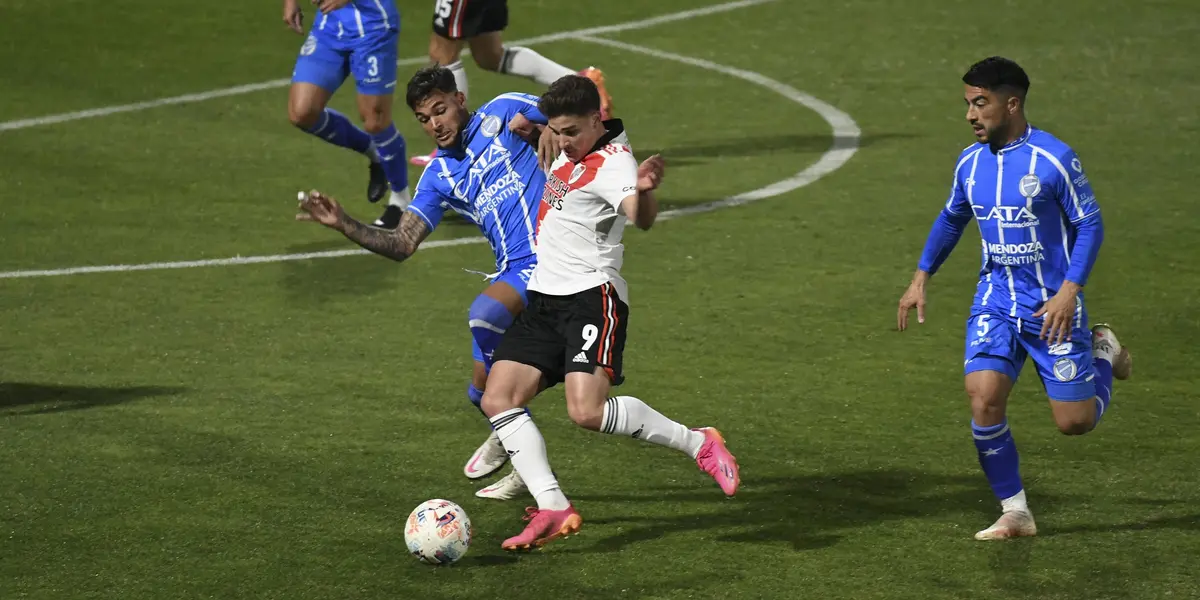 El Millonario cayó por 2-1 en su visita a Mendoza por la quinta fecha de la Liga Profesional. 