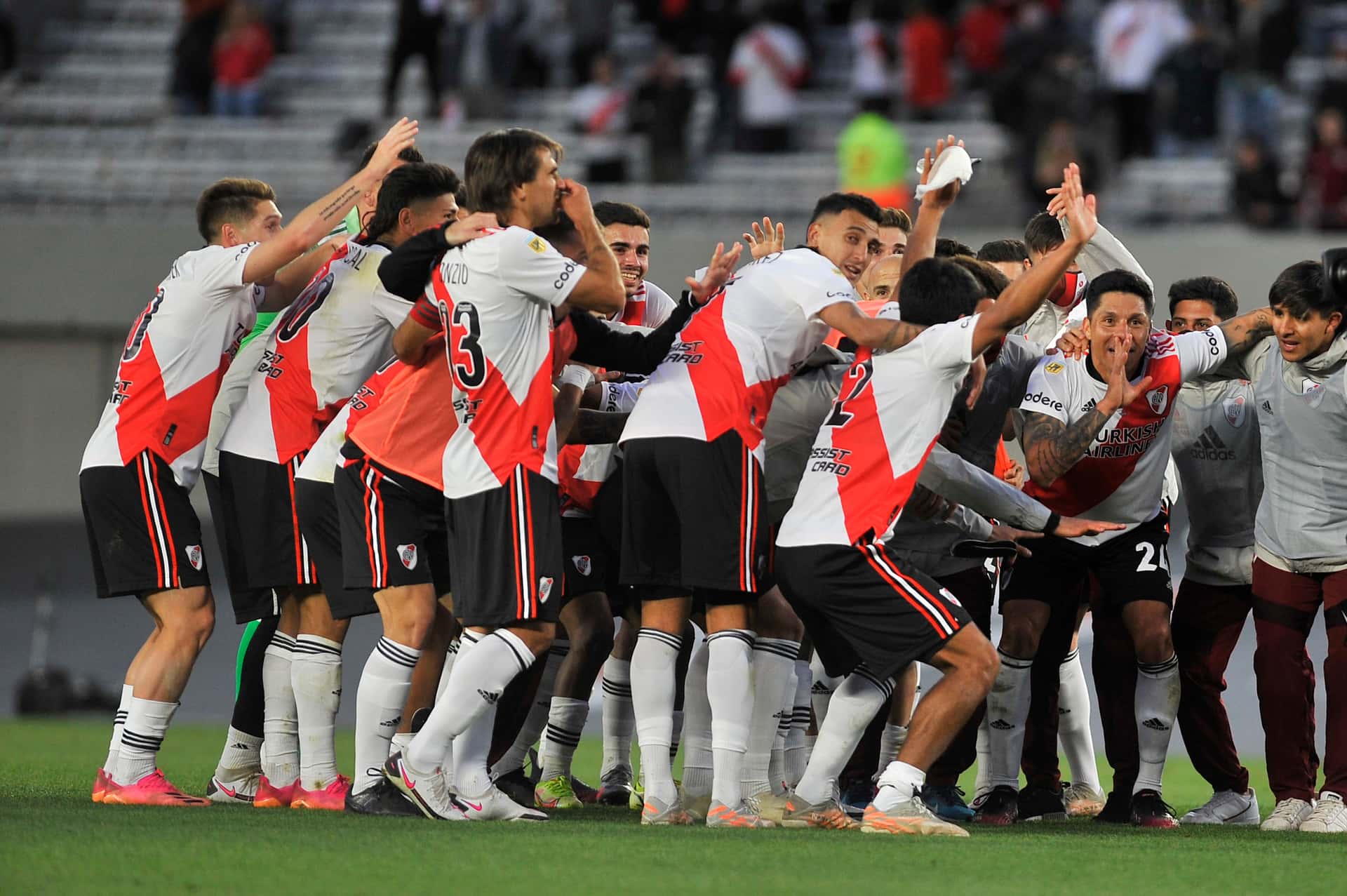 El Millonario está en lo más alto de la tabla de posiciones y es seguido por Talleres, a un punto de diferencia.