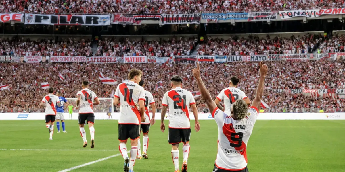 El Millonario goleó a Vélez y demostró su superioridad.