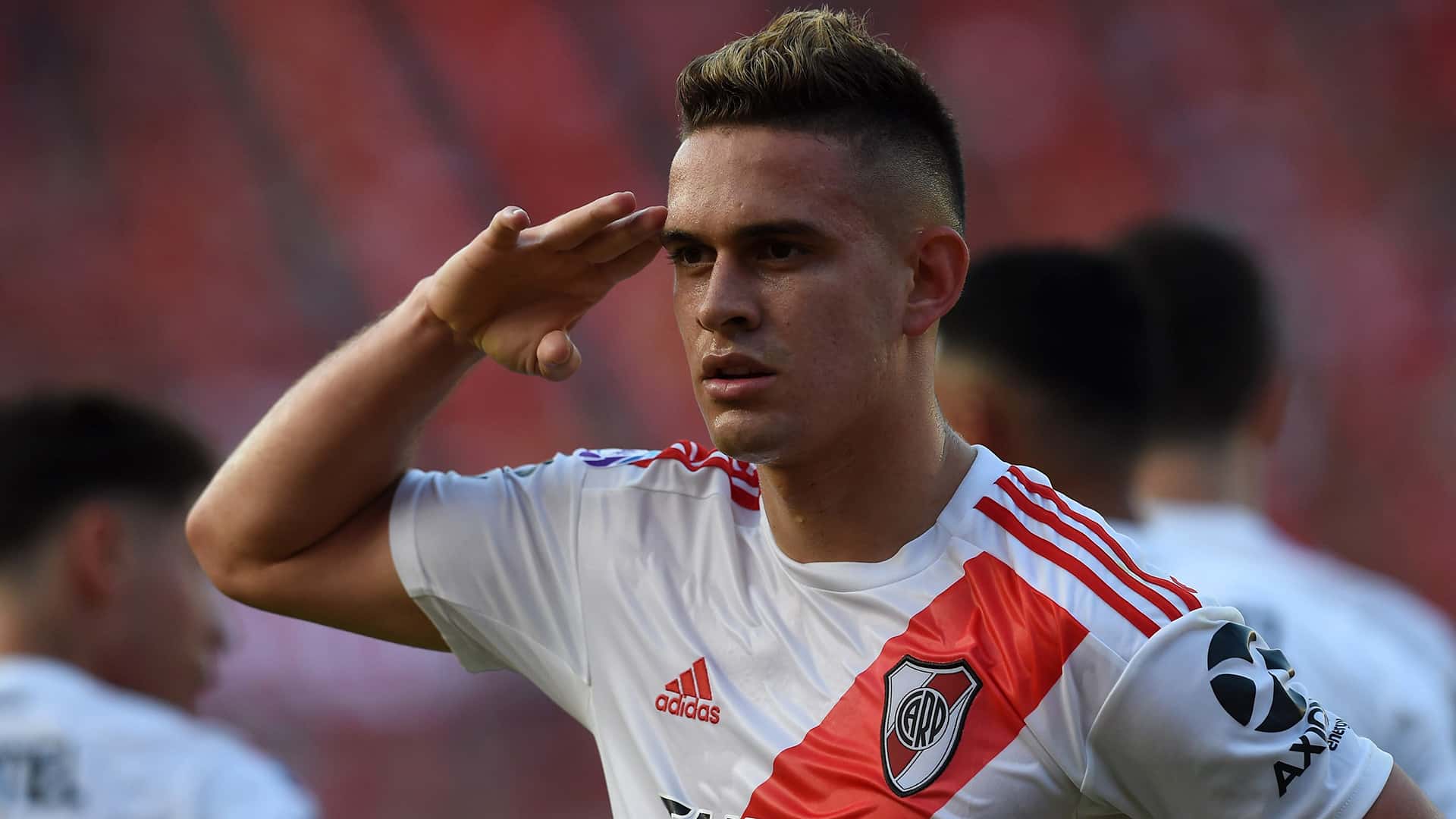 El Muñeco aconsejó al delantero colombiano para su próximo paso en su carrera deportiva.