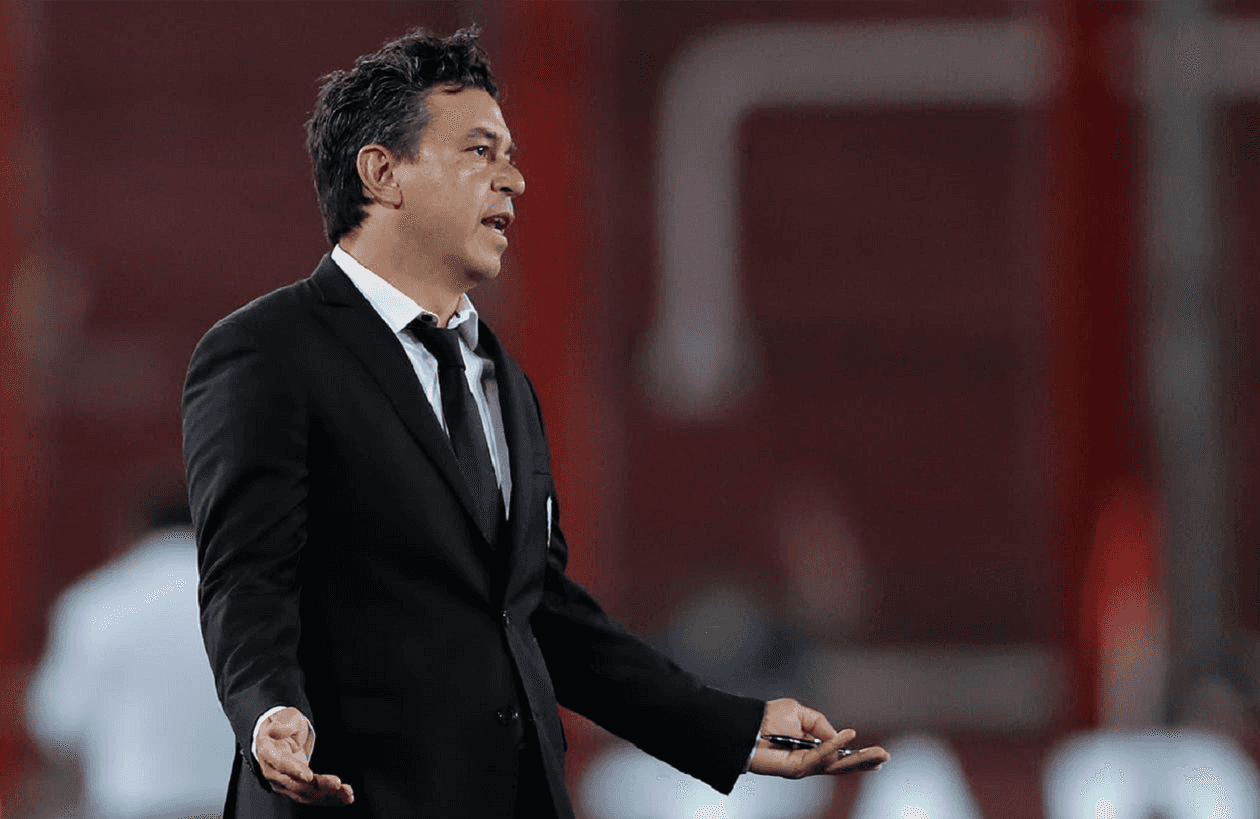 El Muñeco deberá afrontar el partido ante Banfield sin varias de sus figuras.