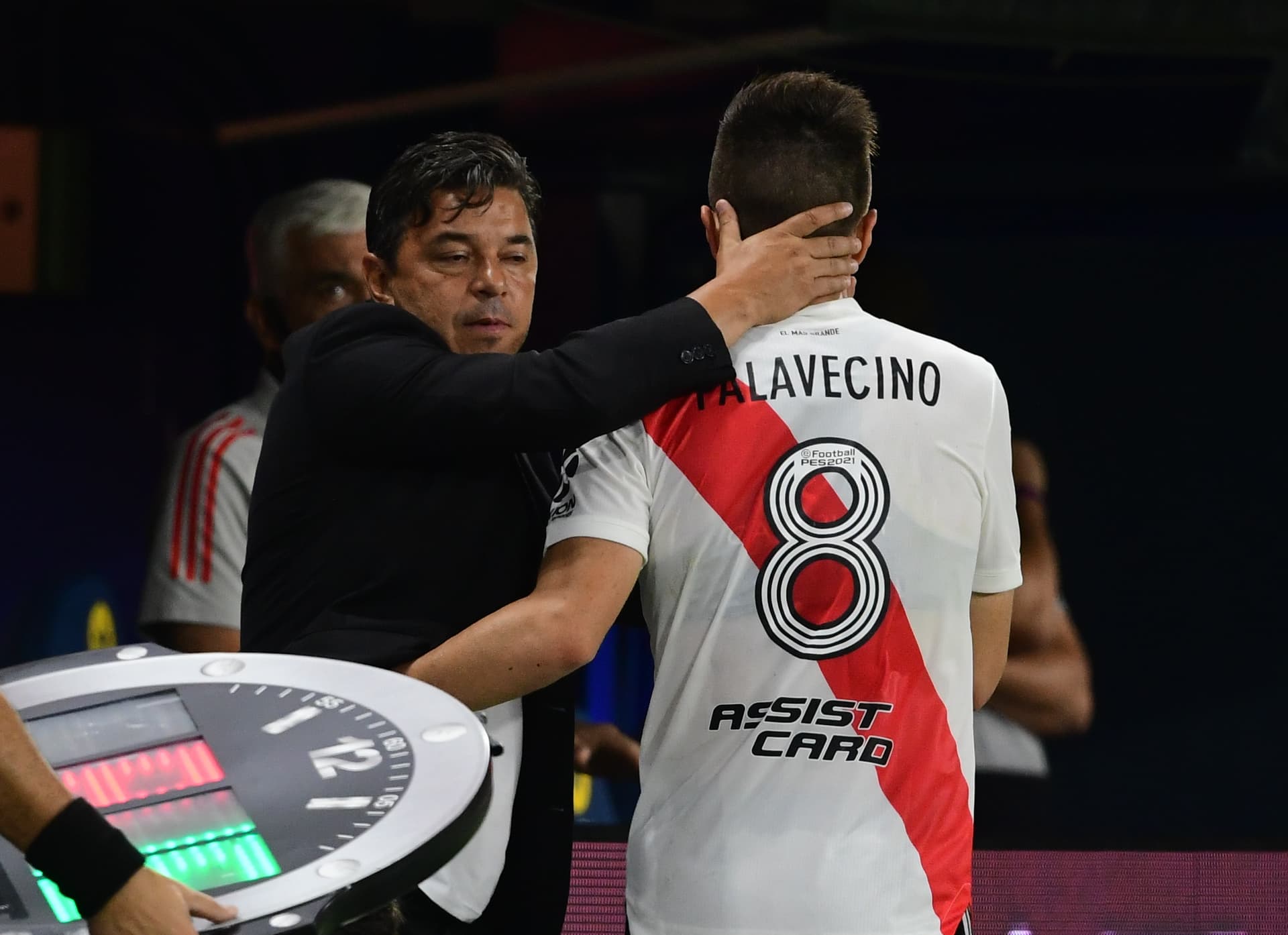 El Muñeco habló en conferencia de prensa respecto del bajo nivel del mediocampista.