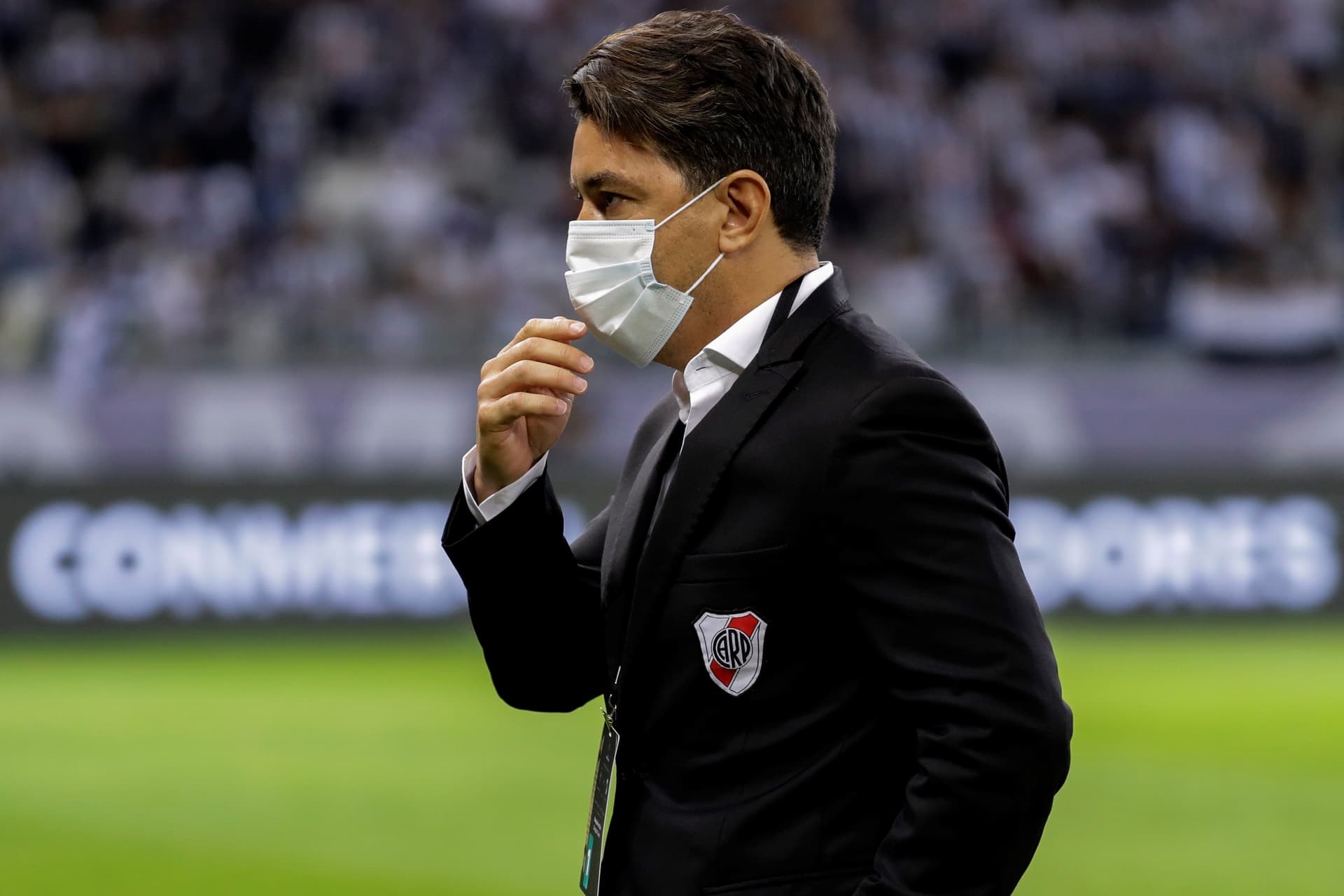 El Muñeco le apunta a dos futbolistas de cara al semestre que tendrá doble competencia.