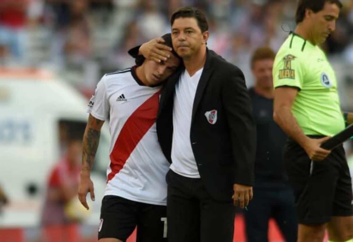 El Muñeco piensa en el equipo de cara al choque ante el Decano, aunque no podrá contar con una de las figuras.