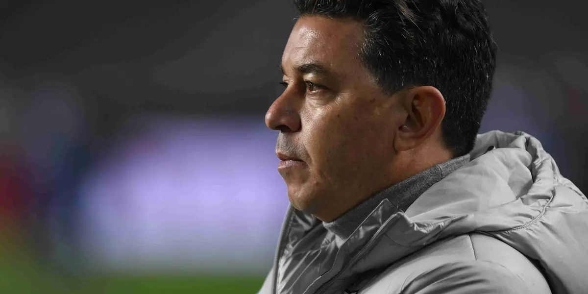 El Muñeco sorprendió con una incorporación en el medio campo. ¿Despiste o cambio de nombres?