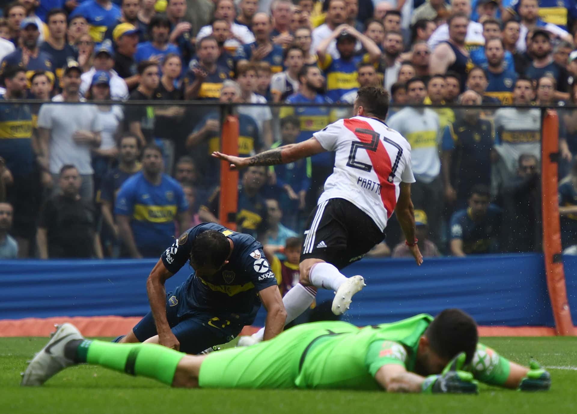 El nuevo delantero de Vélez Sarsfield contó detalles de la serie ante Boca Juniors en la Copa Libertadores 2018.