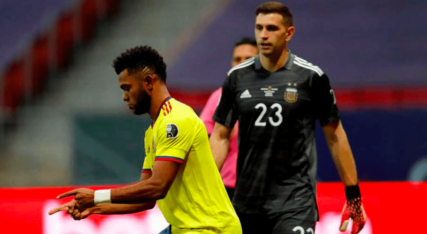 El papá del arquero de la Selección Argentina habló del momento polémico en la semifinal de la Copa América ante Colombia.