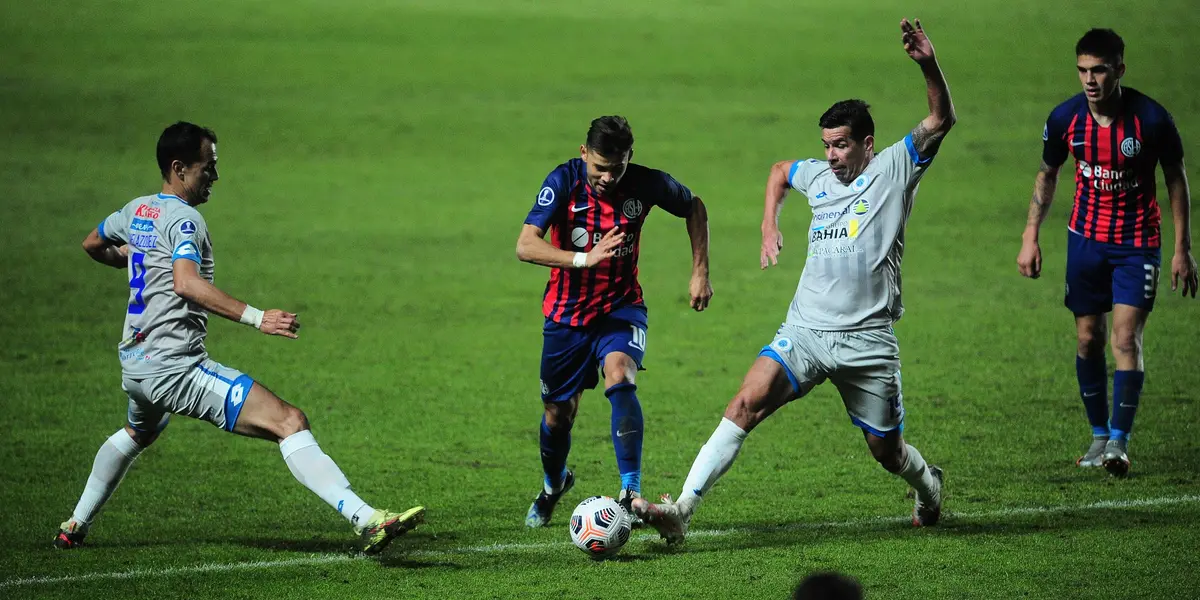 El paraguayo fue la gran figura del equipo dirigido por Diego Dabove.