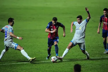 El paraguayo fue la gran figura del equipo dirigido por Diego Dabove.