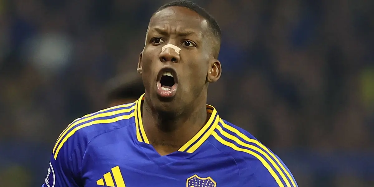 El peruano tuvo una desacertada discusión (Foto Baires).