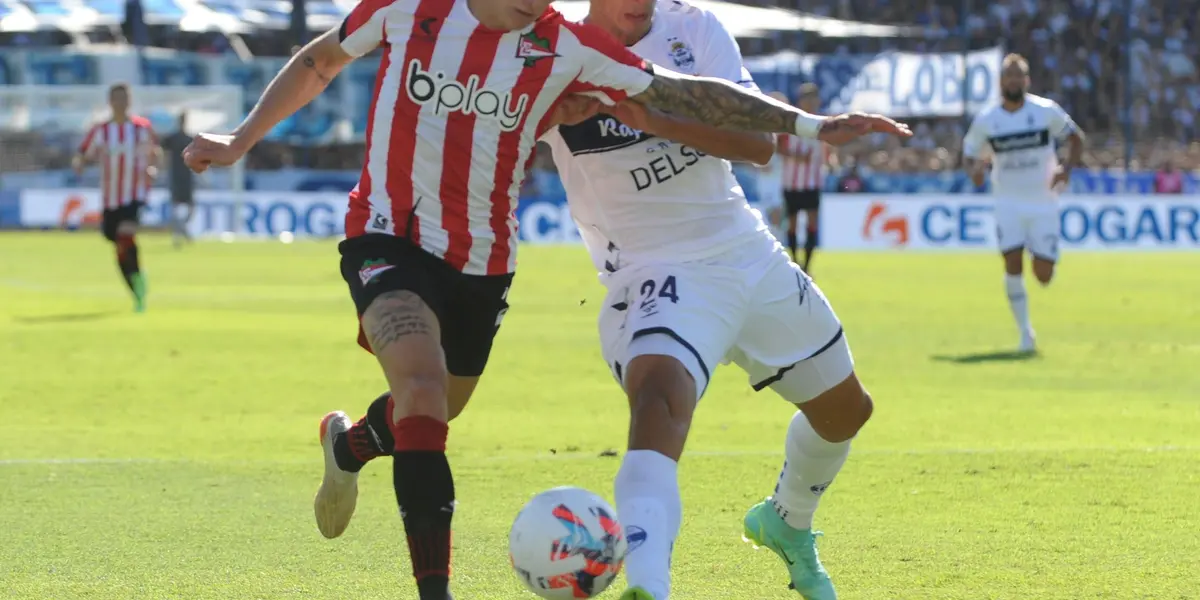 El Pincha lo ganaba y el Lobo lo empató en la última jugada del partido luego de un error del arquero mariano Andujar.