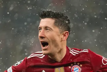 El polaco se despachó con un golazo espectacular que se llevó todos los elogios.