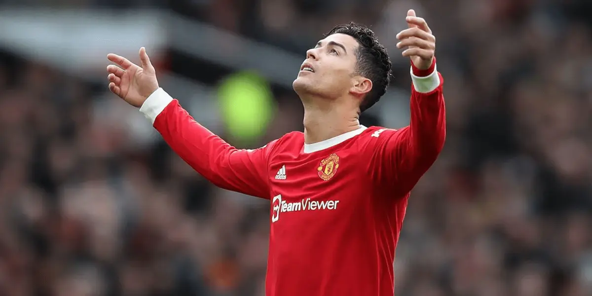 El portugués presionó para ya no estar en el cuadro británico, sin embargo, la afición se olvidó de lo vivido durante la pretemporada