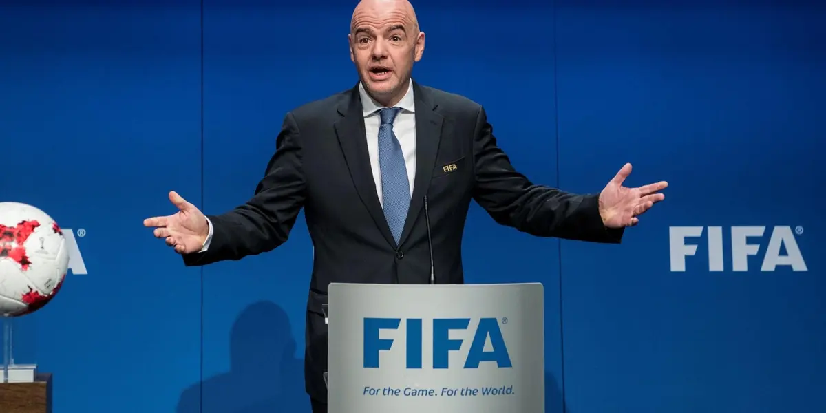 El presidente de la FIFA felicitó al Millonario por la reciente obtención del campeonato argentino.