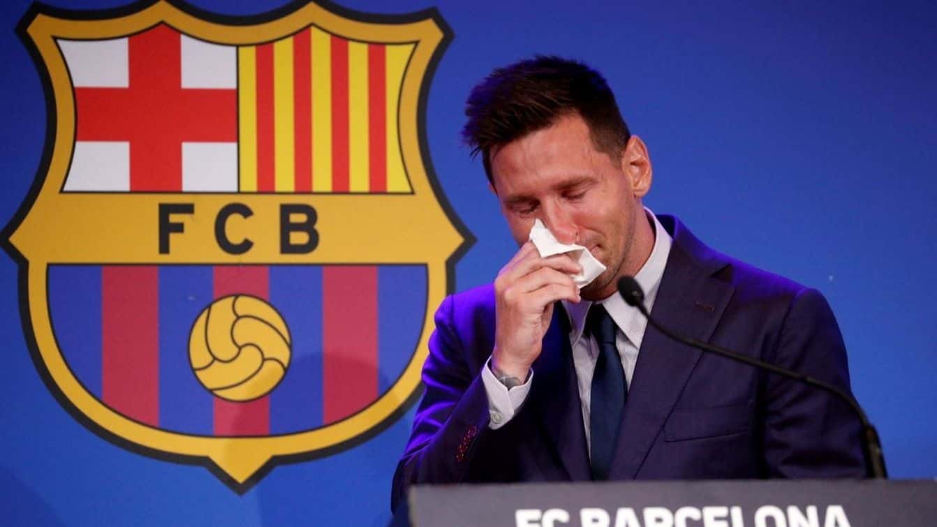 El presidente del club Culé habló sobre la decisión de dejar ir del club al futbolista argentino.