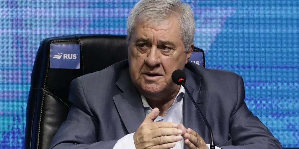 El presidente del Xeneize se refirió a la posibilidad de que los uruguayos se transformen en refuerzos.