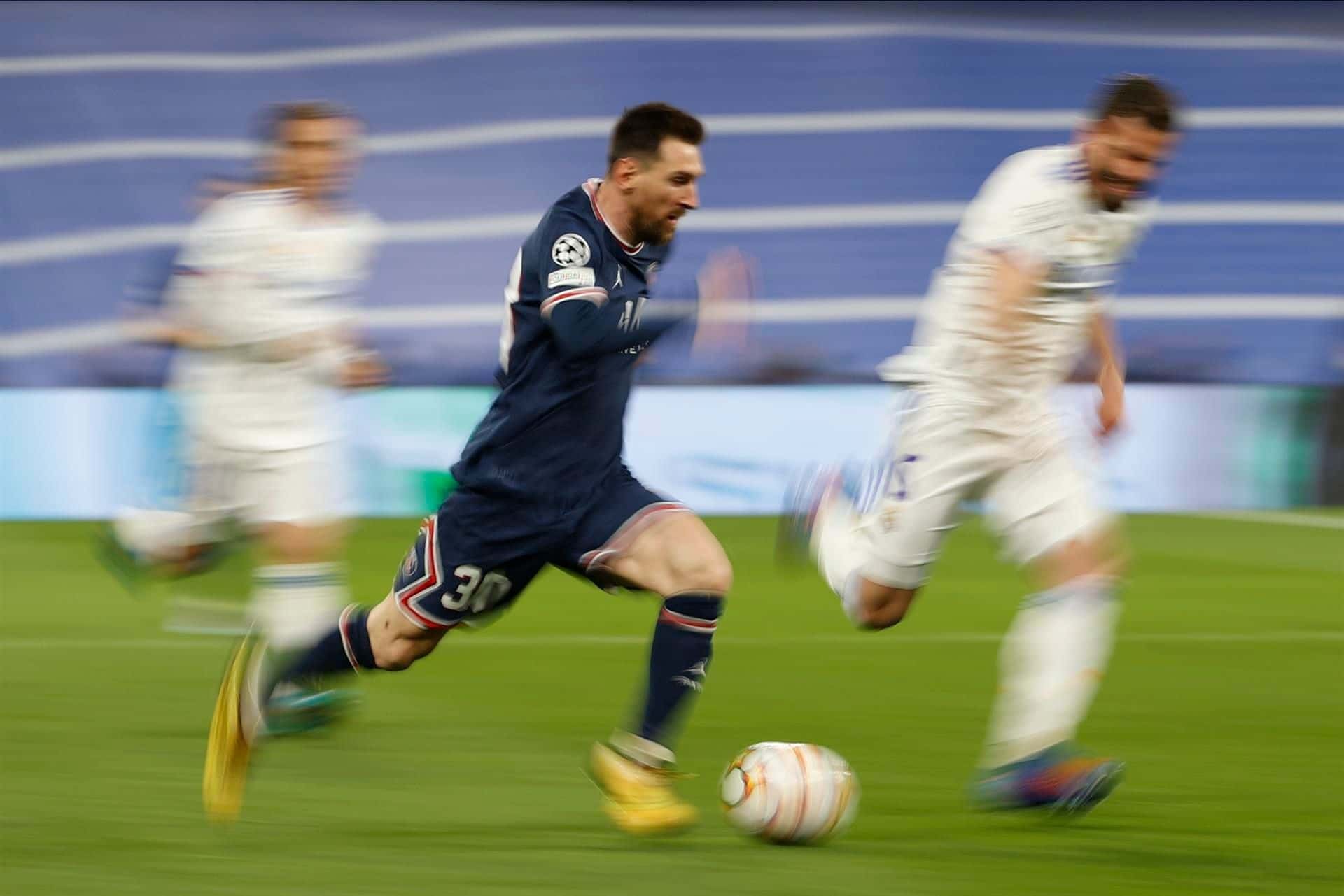 El Real Madrid derrotó al conjunto de Leo 3 a 1 (3-2) y se clasificó a los cuartos de final de la Champions League.