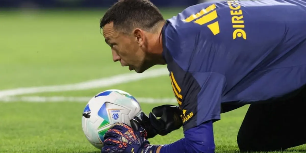 El recibimiento de la hinchada de Boca para Marchesin (TN)