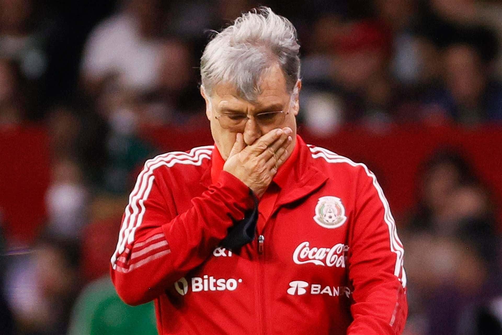 El rosarino metió al conjunto Azteca en la próxima Copa del Mundo, aunque un problema de salud le imposibilitaría al Tata viajar a tierras árabes en noviembre.