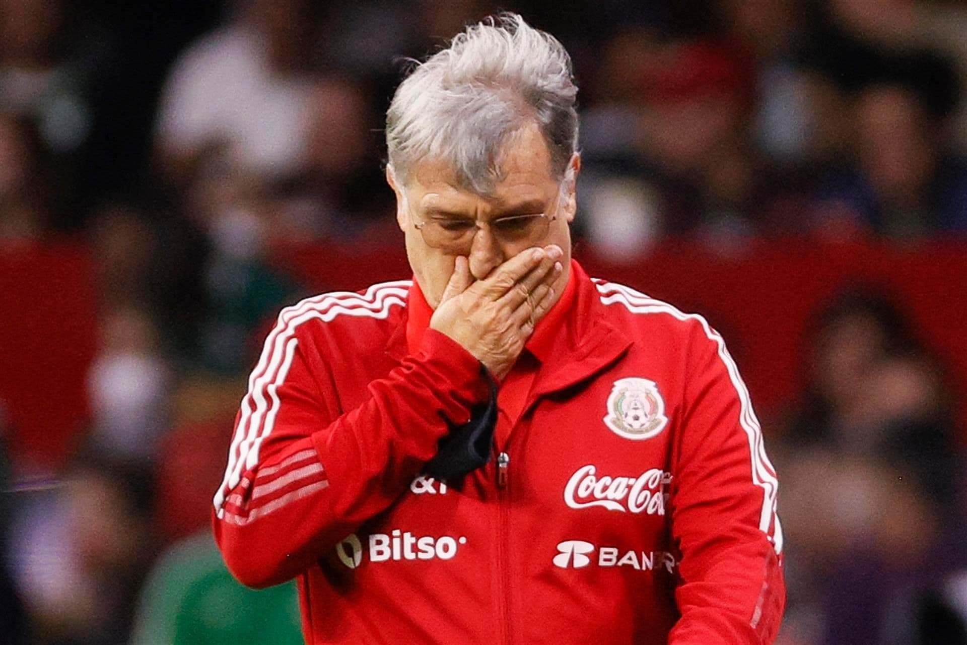 El rosarino metió al conjunto Azteca en la próxima Copa del Mundo, aunque un problema de salud le imposibilitaría al Tata viajar a tierras árabes en noviembre.