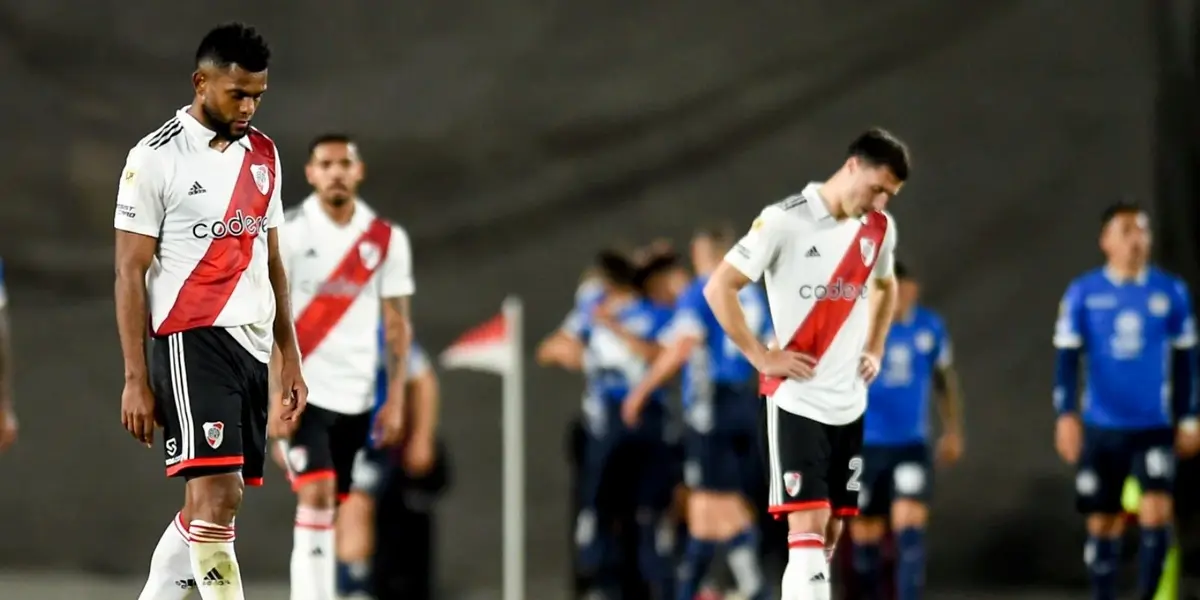 El sábado, el Millonario perdió su partido ante Belgrano por dos groseros errores en la zaga, mientras dejó partir a una potencial solución.