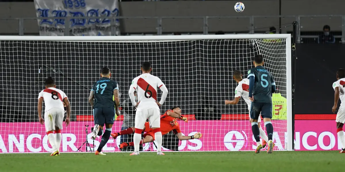 El seleccionado dirigido por Ricardo Gareca malogró un remate desde los 12 pasos.