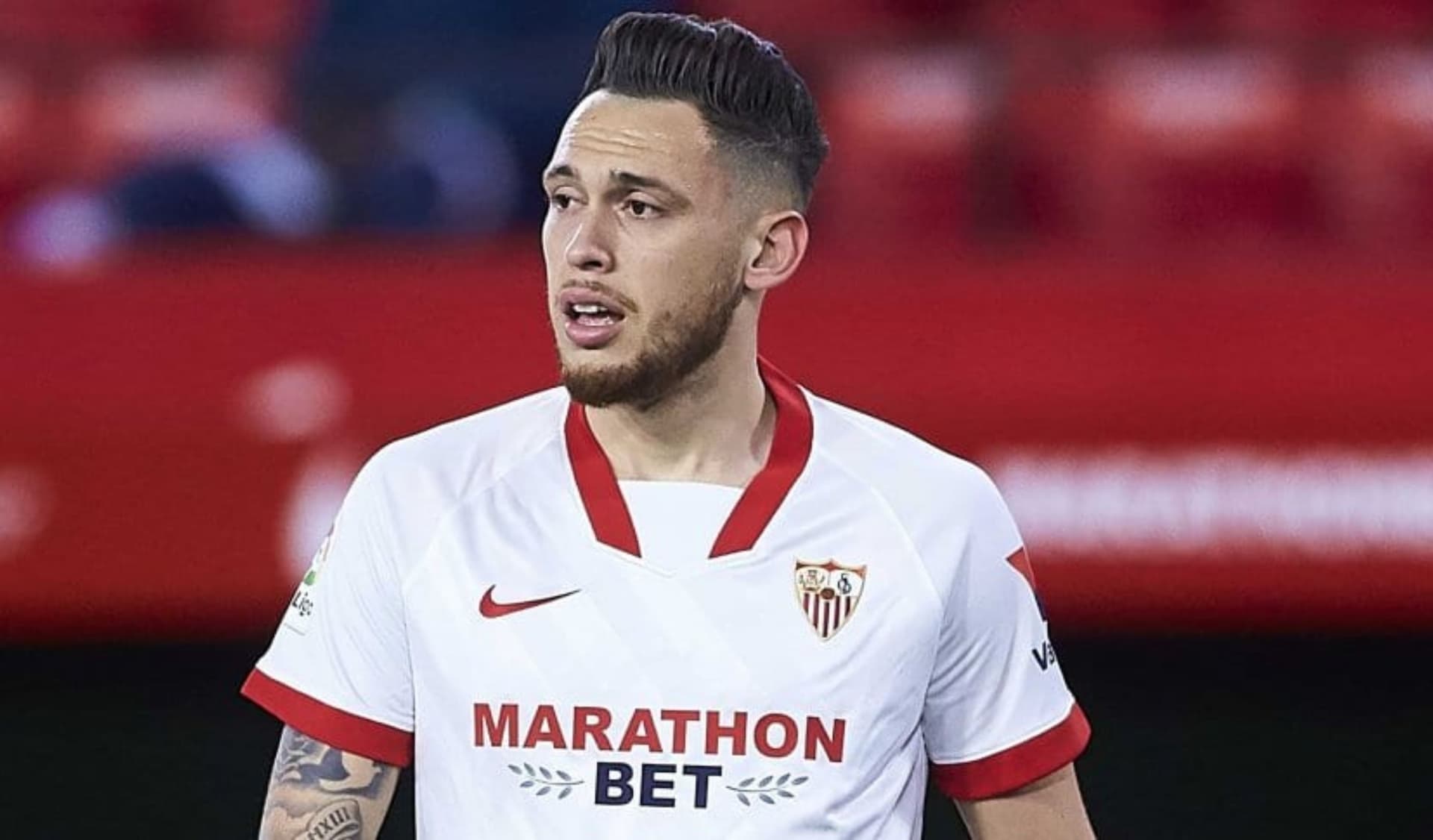 El Sevilla sacó el famoso “escaparate” y Lucas Ocampos dejó un mensaje en sus redes sociales