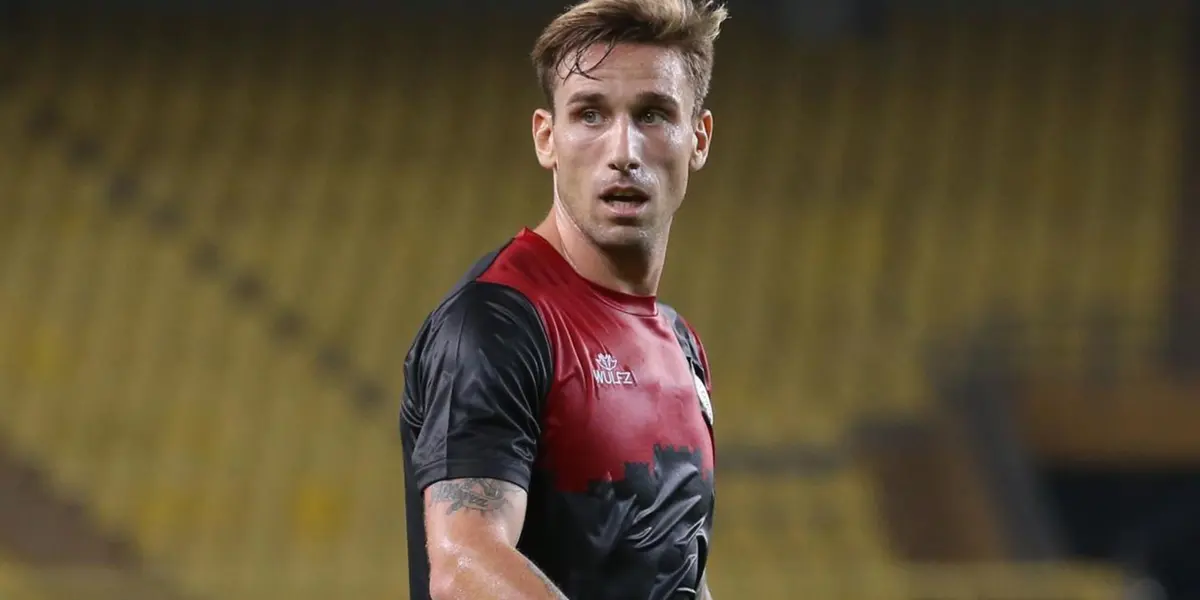 El subcampeón del mundo continúa jugando al fútbol en una liga de Asia