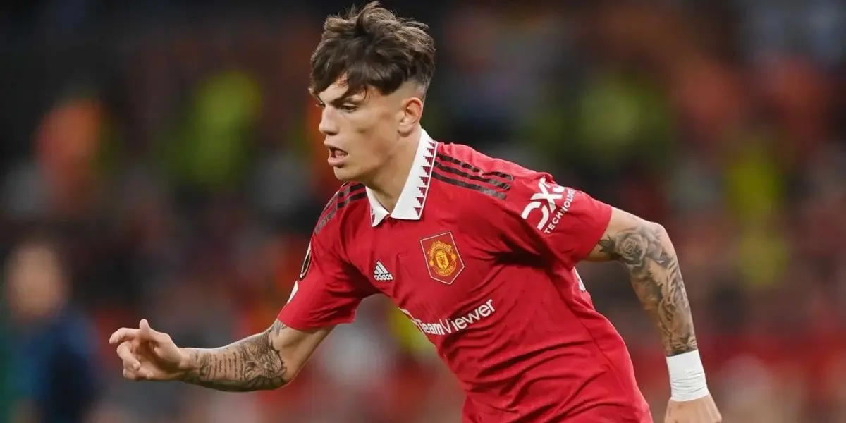 El talentoso extremo argentino fue muy aclamado para que Scaloni lo lleve a Qatar; y ahora hay novedades sobre su futuro.