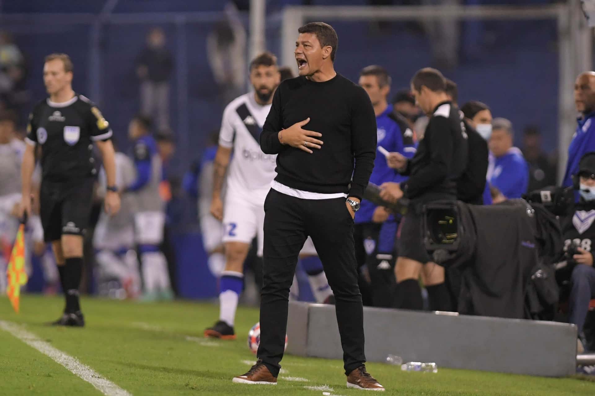 El técnico de Boca habló en conferencia de prensa luego del partido ante Vélez y se refirió concretamente a la situación del juvenil.