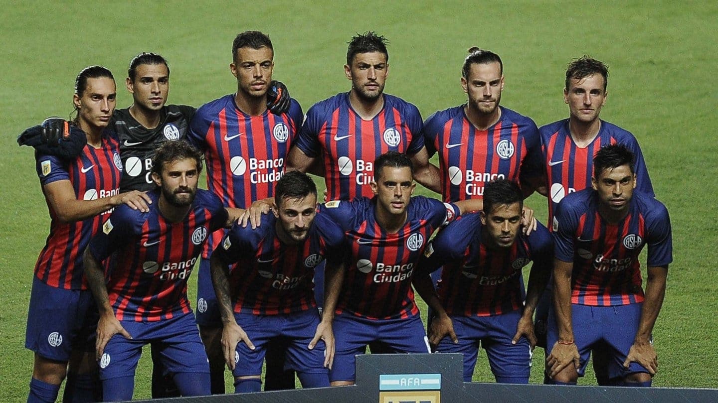 El técnico de Lanús, Luis Zubeldía, declinó la oferta para dirigir el equipo de Boedo.