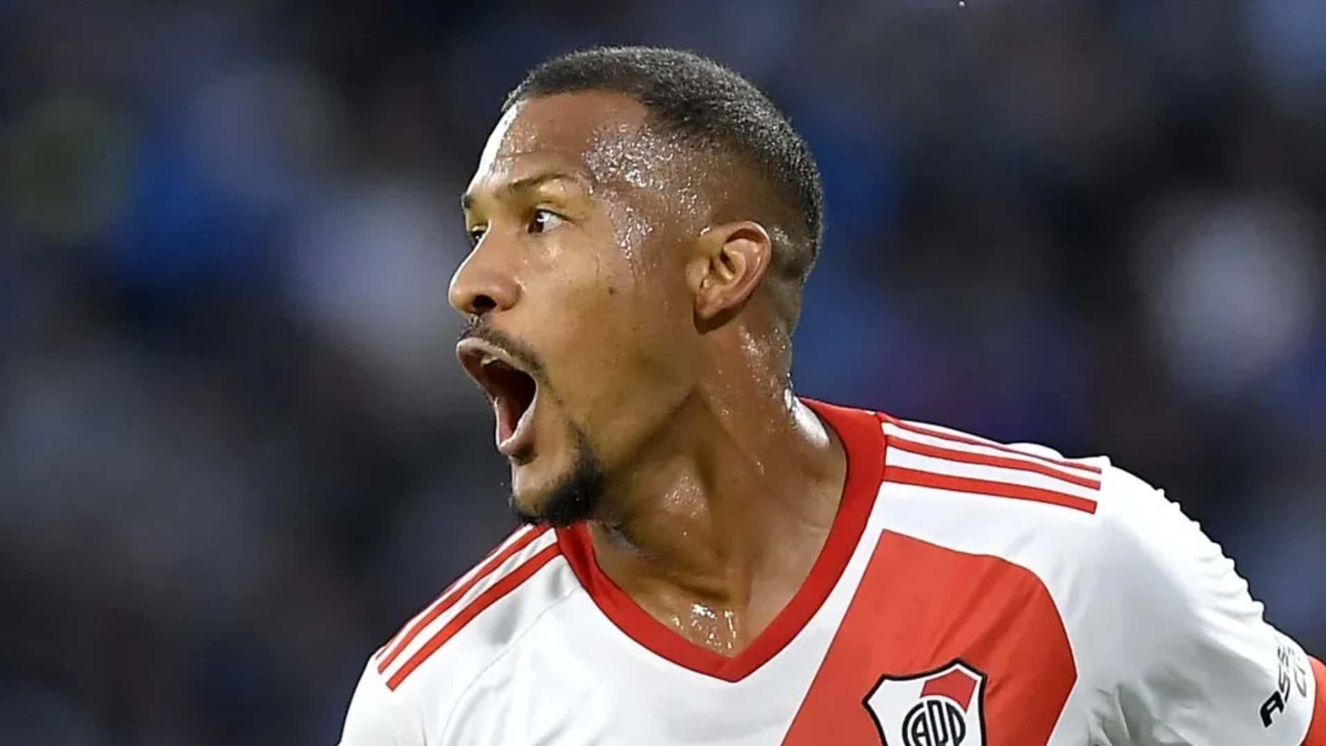 El venezolano se prepara para debutar ante Venezuela, pero antes nombró su paso por Núñez.