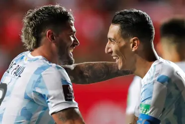 El volante del equipo nacional se refirió a las peripecias que tuvieron que vivir en la previa del choque en Calama ante Chile por las Eliminatorias Sudamericanas.