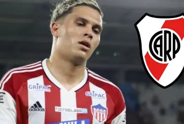 El volante ofensivo, que estuvo en el cielo riverplatense por su gol a Boca en la final, ahora cambió la gloria por el dinero pero, ¿A qué costo?