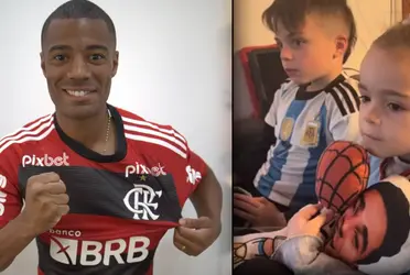 El volante uruguayo fue anunciado como nuevo fichaje del Mengao y Juli Jú le dedicó un video.