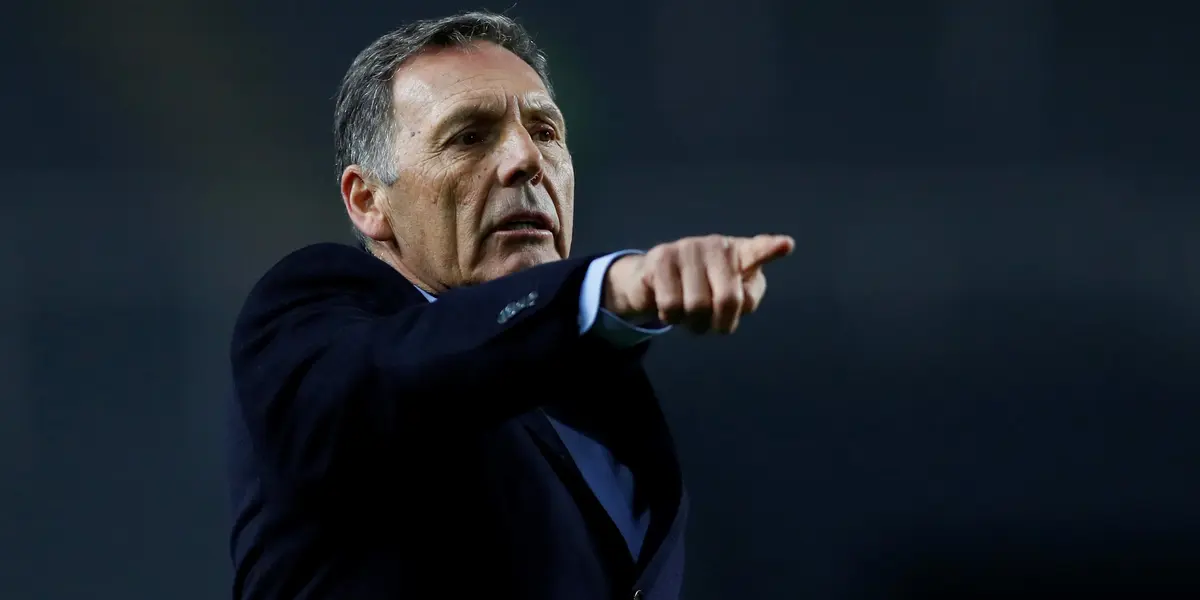 El Xeneize aún no pudo lograr una victoria en el campeonato local y el entrenador trabaja en el equipo para enfrentar a Estudiantes.