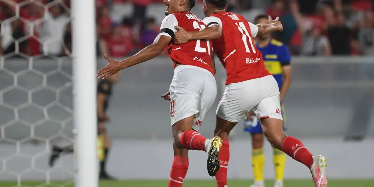 El Xeneize cayó 1 a 0 en Avellaneda y dejó pasar una buena chance para afianzarse en los puestos de clasificación de la Copa Libertadores.