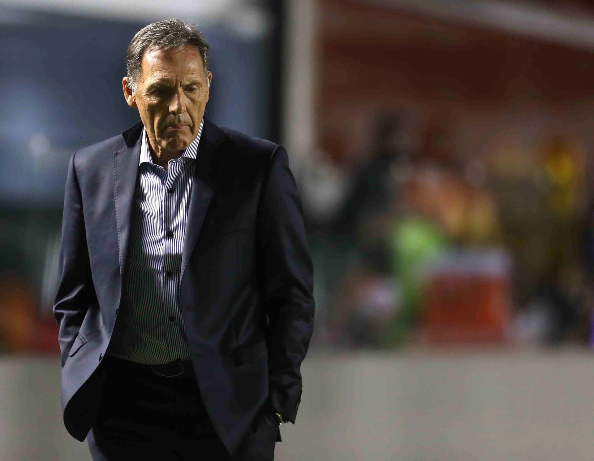 El Xeneize cayó derrotado por 1-0 ante el conjunto brasileño y su clasificación a la siguiente instancia peligra.