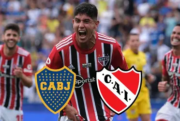 El Xeneize quiere sacarle el central al Rojo, pero no sería el único jugador que debería elegir entre ambos clubes.