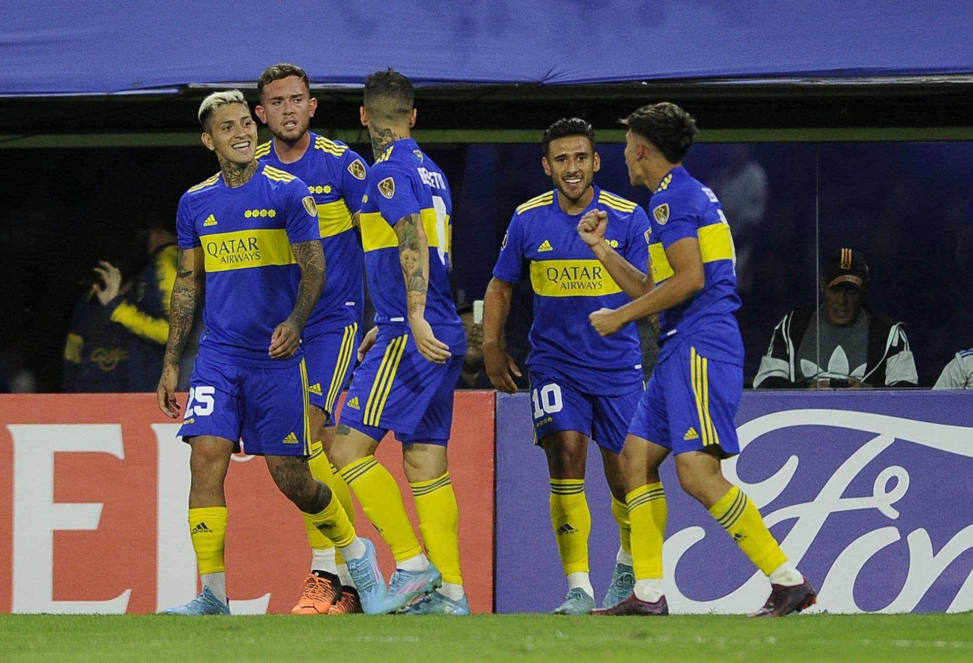 El Xeneize se impuso por 2 a 0 ante Always Ready con goles del delantero y dejó atrás el mal debut de la semana pasada ante Deportivo Cali en Colombia.