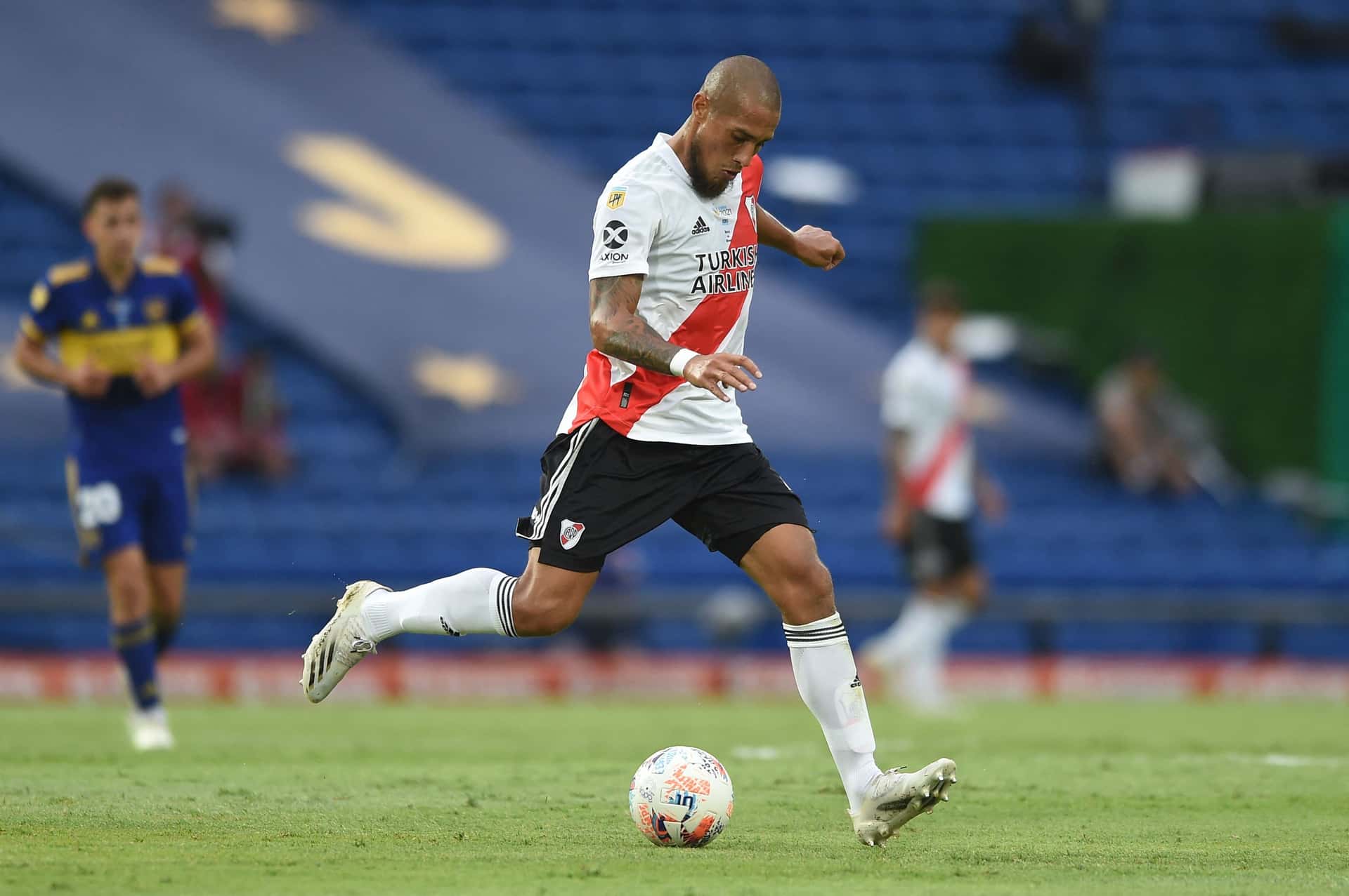 El zaguero de River Plate pasó su tiempo libre alejado de los flashes y las cámaras.