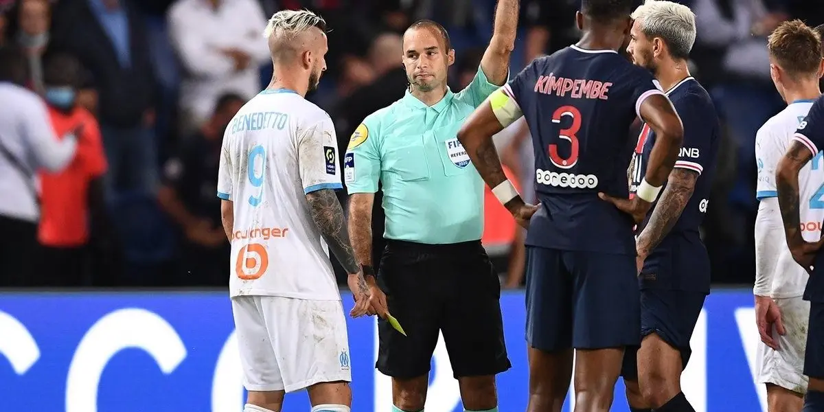 En el clásico francés entre París Saint Germain Football Club y Olympique de Marsella destacó una pelea entre Darío Benedetto y Leandro Paredes.