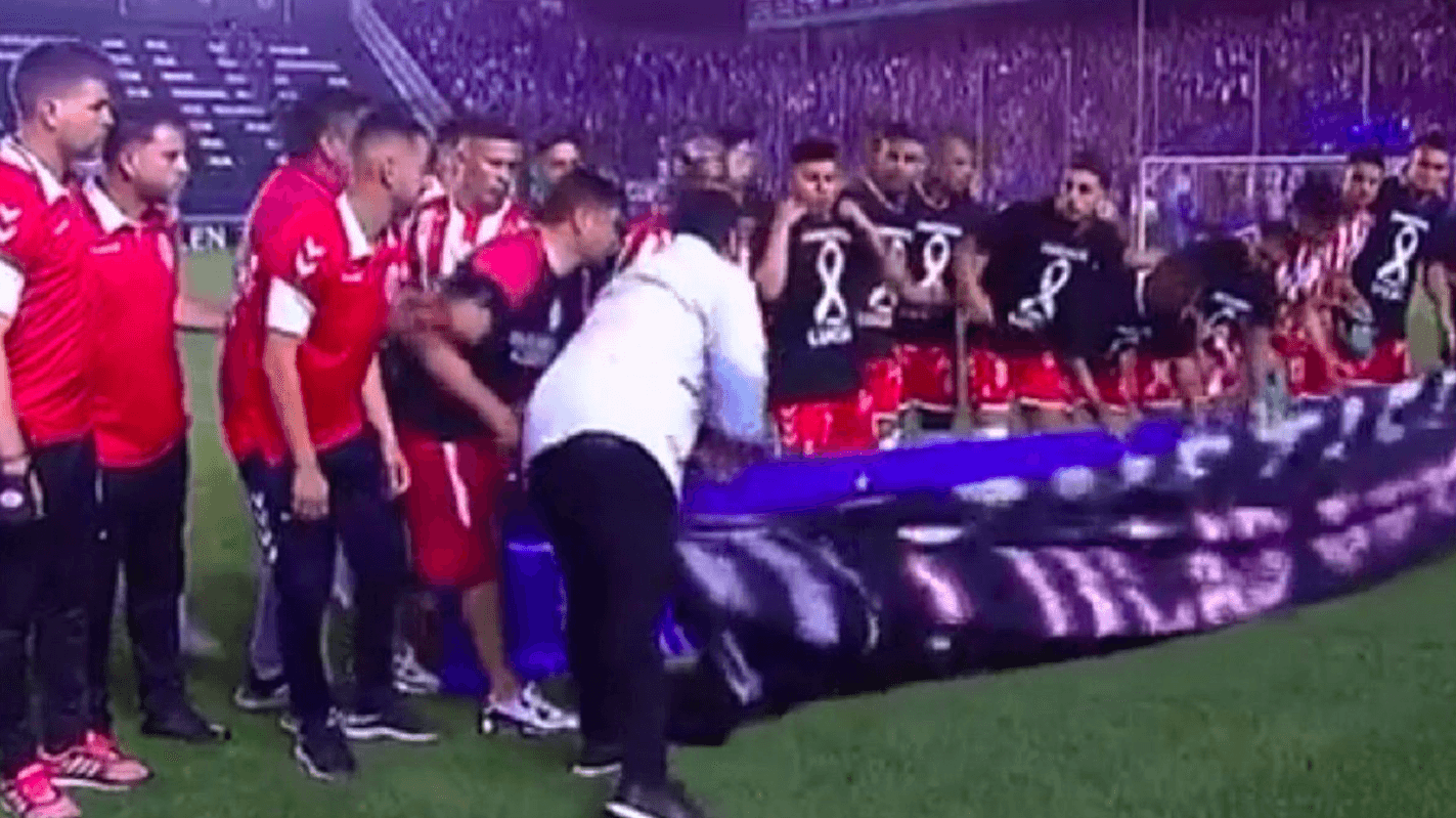 En la gran final de la Primera Nacional entre Tigre y Barracas Central ocurrió un hecho que fue repudiado por todos.