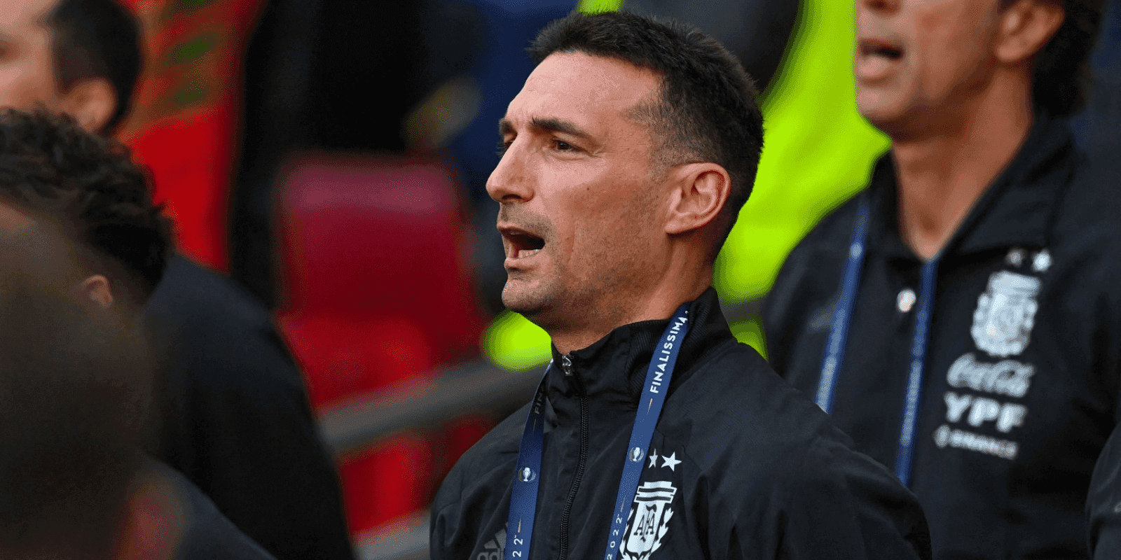 En medio de lágrimas, el DT de la selección argentina dejó un mensaje a los aficionados
