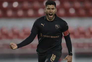 En un partido sumamente disputado, Club Atlético Independiente superó por la mínima ventaja a Club Atlético Tucumán.